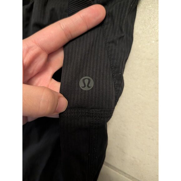 lululemon pants size 2 black - Picture 3 of 5